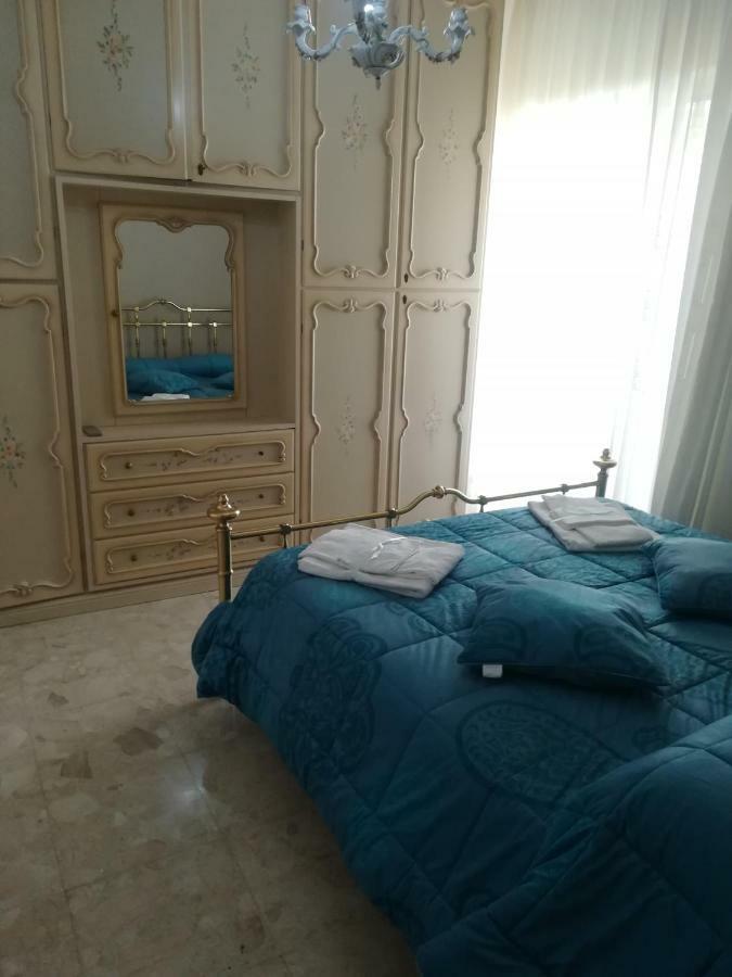 Napoli Bed & Fly Villa Luaran gambar